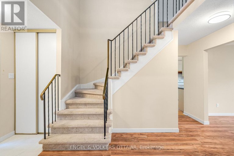 28886615/19-mcclure-crescent/katimavik/ottawa/ontario/K2L2H1_22