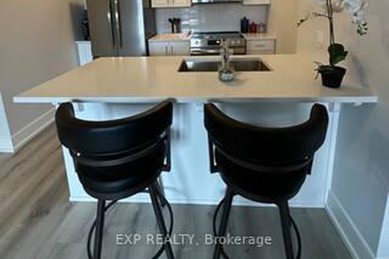 28573382/110-1350-hemlock-road/cfb-rockcliffe-and-area/ottawa/ontario/K1K4E4_11