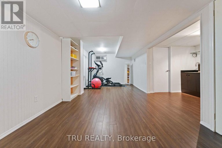 28983915/30-shearer-crescent/katimavik/ottawa/ontario/K2L3M7_21