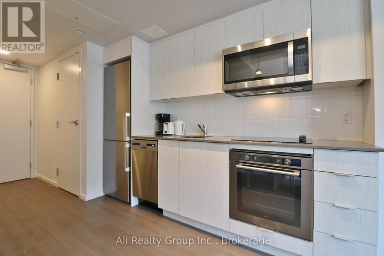 29244317/1602-105-champagne-avenue-s/west-centre-town/ottawa/ontario/K1S5E5_6