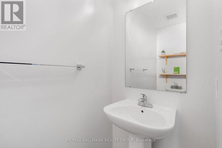 28839329/132-turquoise-street/clarencerockland-twp/clarence-rockland/ontario/K4K0L6_5