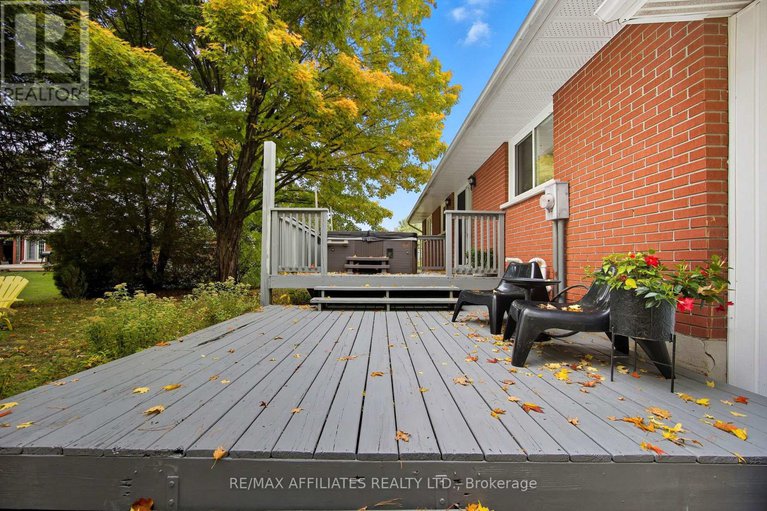 28977230/121-stamford-drive/drummond-n-elmsley-drummond-twp/drummondnorth-elmsley/ontario/K7H3C1_26