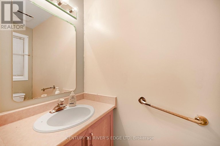 29144869/6-sunnybrooke-drive/emerald-meadowstrailwest/ottawa/ontario/K2M2P3_4