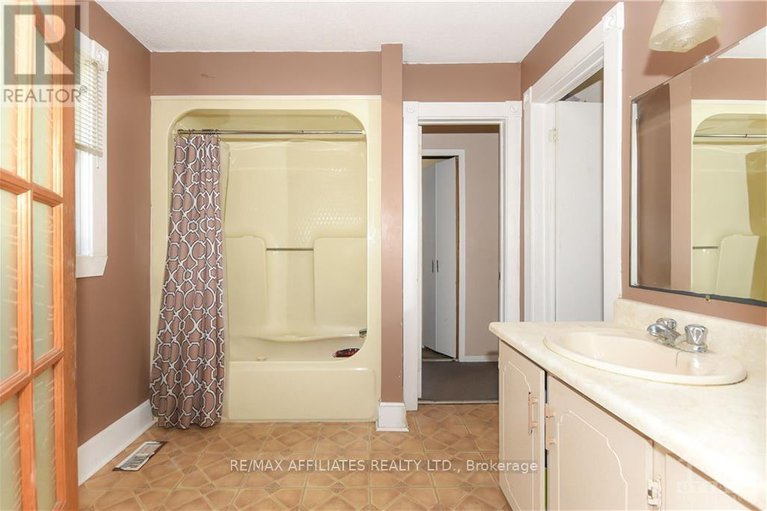 27595829/1860-greys-creek-road/greely/greely/ontario/K4P1H7_20
