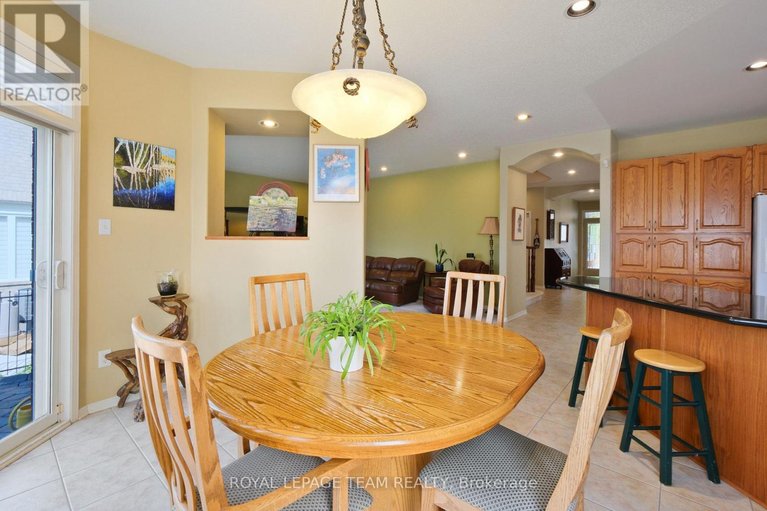 29531354/2885-brigham-way/upper-hunt-club/ottawa/ontario/K1T3Y8_18