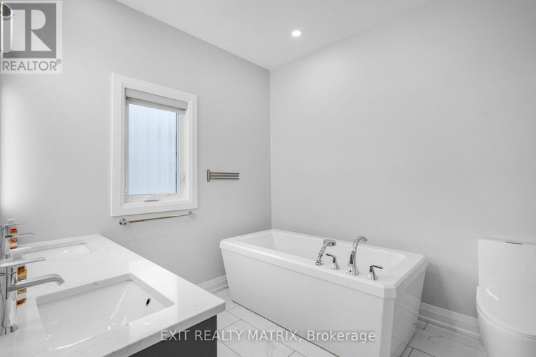 28570013/101-lyon-street/embrun/russell/ontario/K0A1W0_18