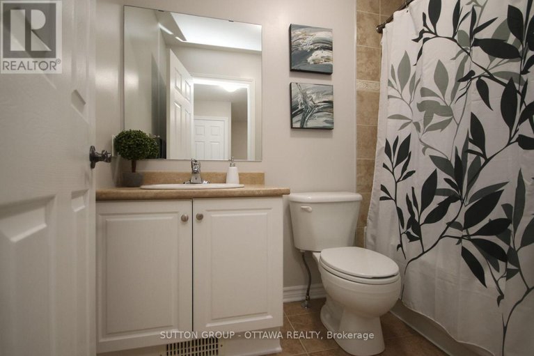 28983773/1267-shillington-avenue/carlington/ottawa/ontario/K1Z8A1_39