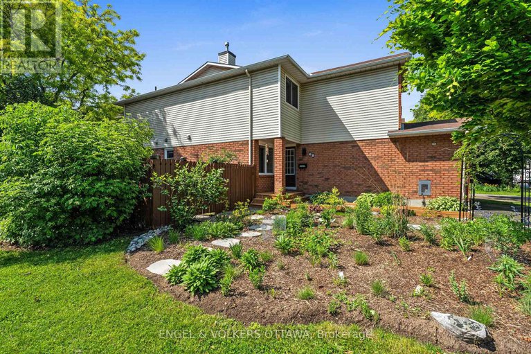 28507549/68-thornbury-crescent/centrepointe/ottawa/ontario/K2G6C4_4
