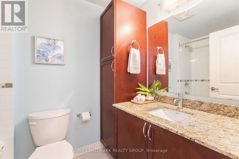 28713528/1602-90-landry-street/vanier/ottawa/ontario/K1L0A9_28