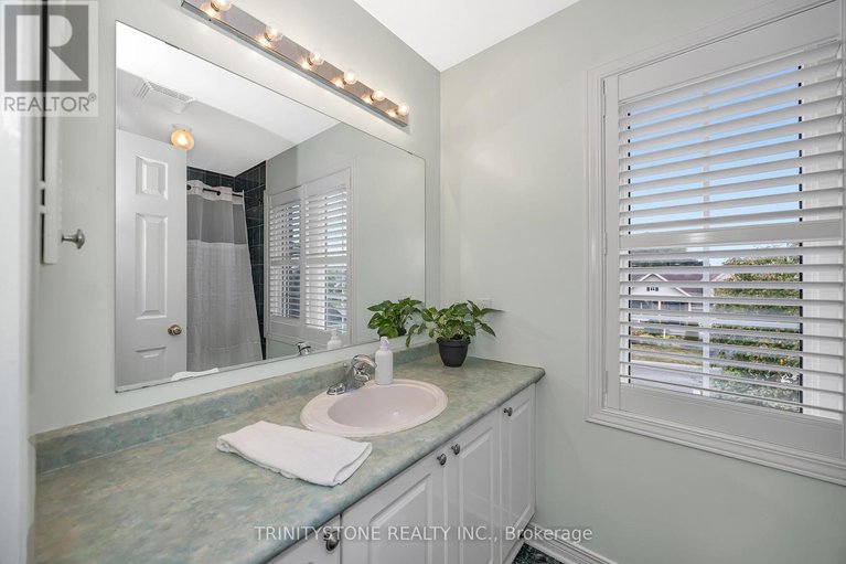 28908571/6-cinnabar-way/stittsville-central/ottawa/ontario/K2S1Y4_35