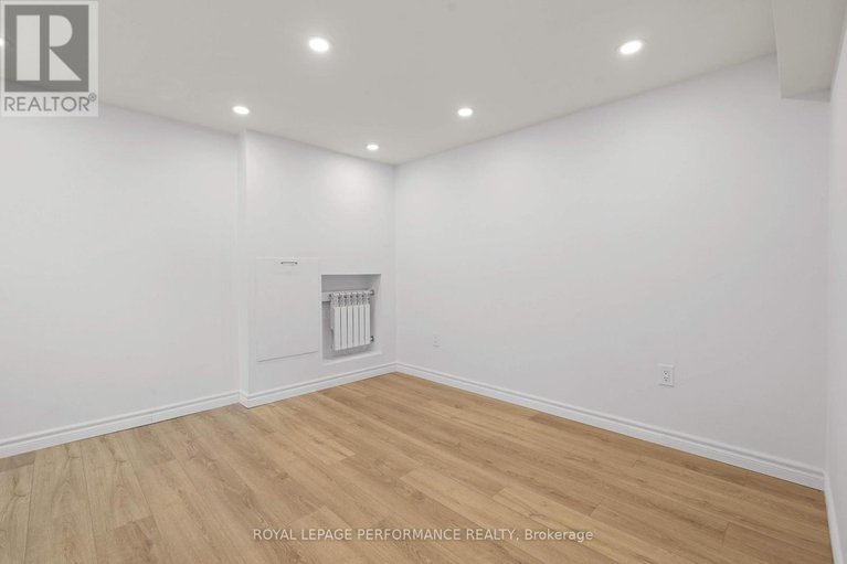 28555292/10-argue-drive/borden-farmstewart-farmcarleton-heightsparkwood-hills/ottawa/ontario/K2E6S1_29