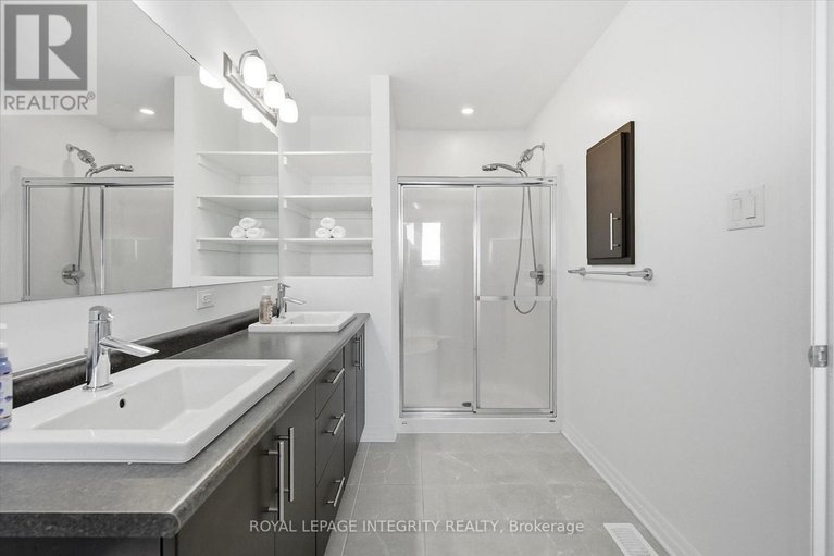 29474235/88-chevron-place/mer-bleuebradley-estatesanderson-park/ottawa/ontario/K1W0L6_22