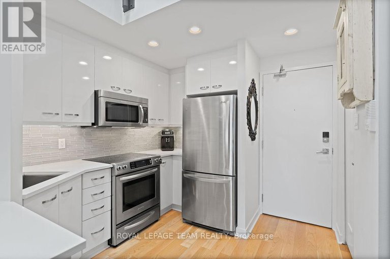 28678301/26-202-st-patrick-street/lower-townbyward-market/ottawa/ontario/K1N5K3_3