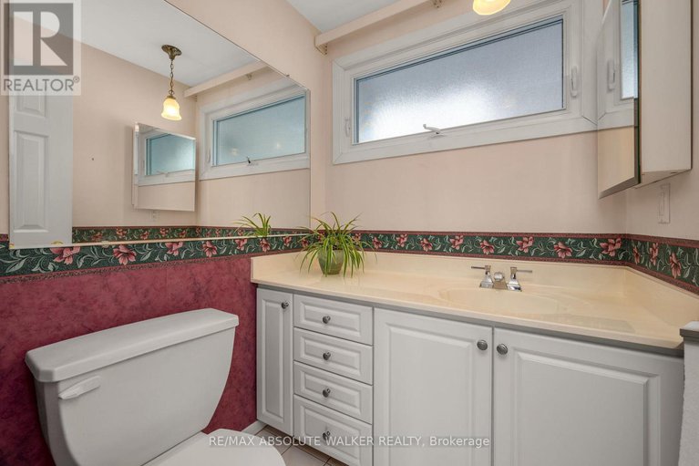 29367760/1851-burfield-avenue/beacon-hill-south/ottawa/ontario/K1J6S9_21