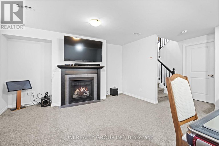 28837176/130-hawkeswood-drive/riverside-southgloucester-glen/ottawa/ontario/K4M0C1_36