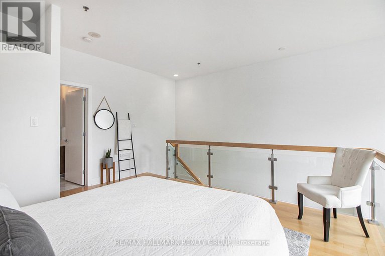 28730809/213-197-lisgar-street/ottawa-centre/ottawa/ontario/K2P0C3_16