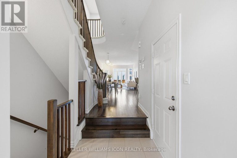 29642733/636-tennant-way/riverside-southgloucester-glen/ottawa/ontario/K4M0C7_2