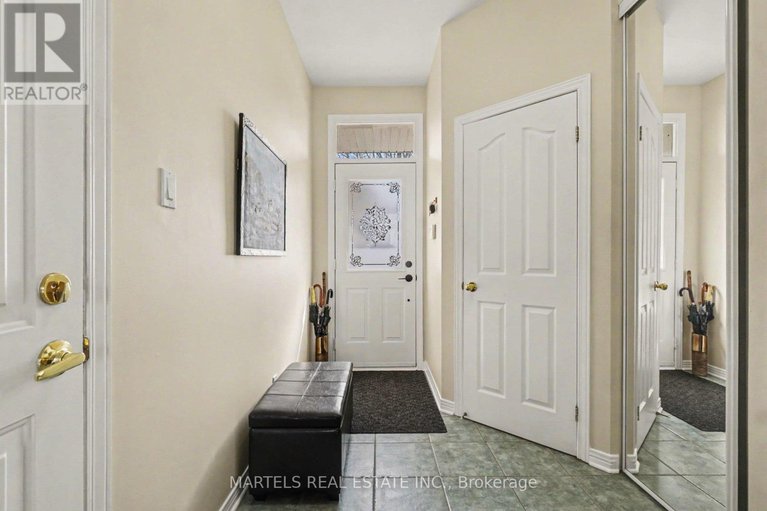 29555582/919-markwick-crescent/notting-hillsummerside/ottawa/ontario/K4A4J1_3