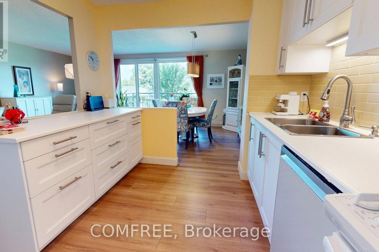 28603961/302-1485-baseline-road/copeland-park/ottawa/ontario/K2C3L8_4