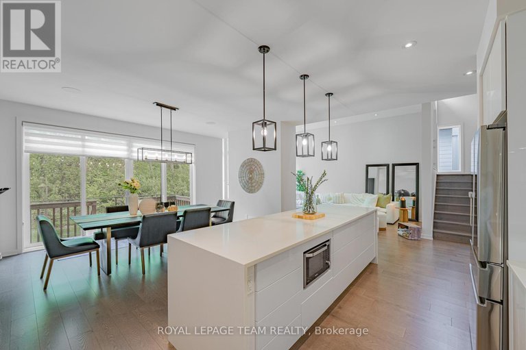 28358641/935-atrium-ridge/riverside-southgloucester-glen/ottawa/ontario/K4M0N9_20