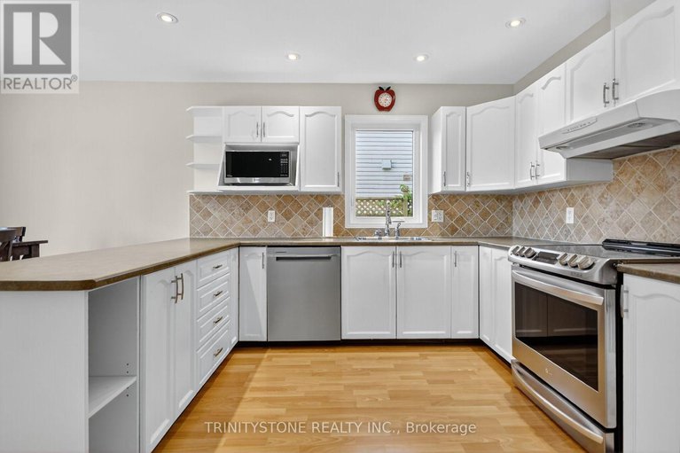 28977788/11-whalings-circle/stittsville-central/ottawa/ontario/K2S1S4_21