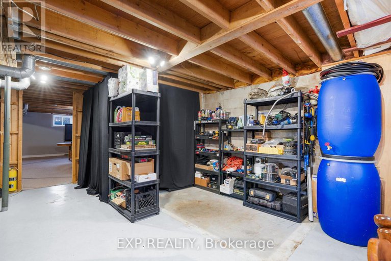 29139748/133-high-street/vankleek-hill/champlain/ontario/K0B1R0_24