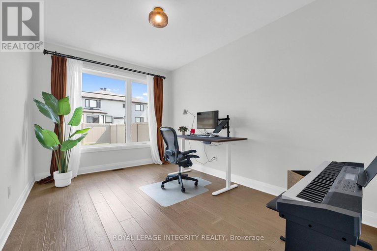 28584724/276-mount-nebo-way/riverside-southgloucester-glen/ottawa/ontario/K1X0E1_25