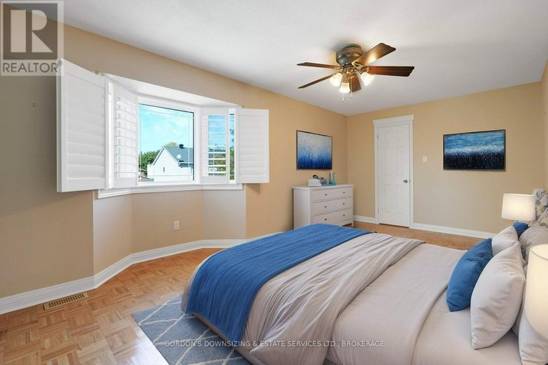 29039084/30-chickasaw-crescent/bridlewood/ottawa/ontario/K2M1M5_35