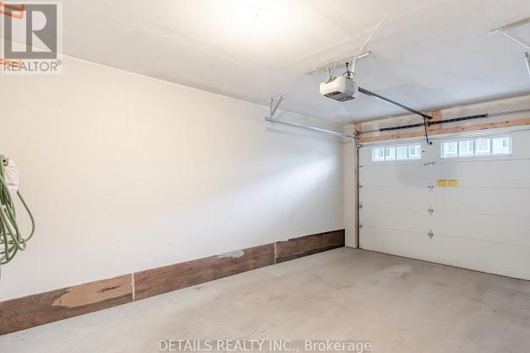 28683868/690-vivera-place/fringewood/ottawa/ontario/K2S2N1_45