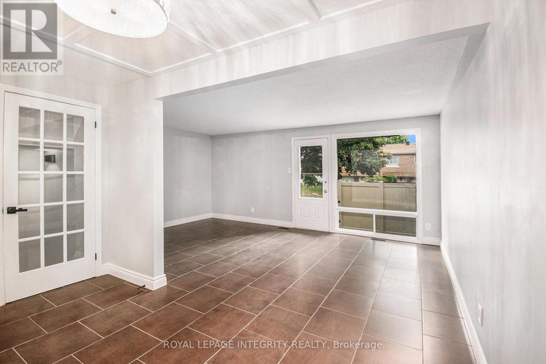 28906106/913j-elmsmere-road/beacon-hill-south/ottawa/ontario/K1J8G4_5