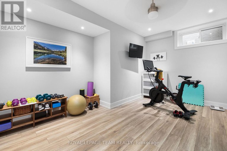 29001160/879-winnington-avenue/whitehaven/ottawa/ontario/K2B5C4_24