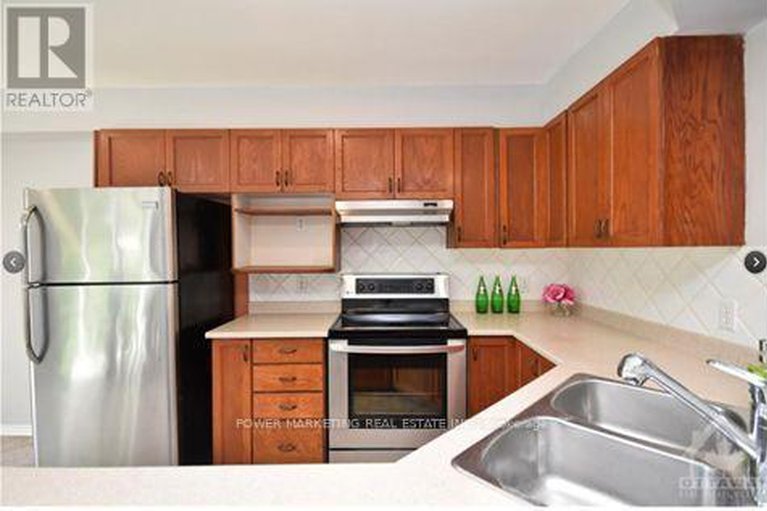 28931530/783-nesting-way/fallingbrookgardenway-south/ottawa/ontario/K4A3X6_18
