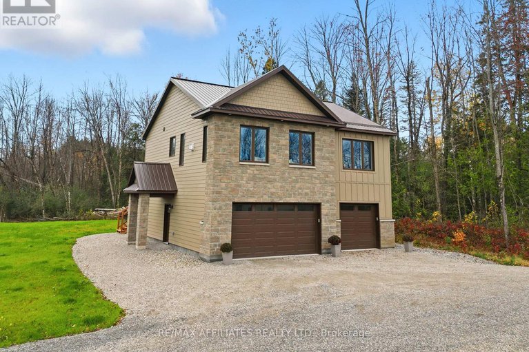 29020613/665-drummond-5b-concession/drummond-n-elmsley-drummond-twp/drummondnorth-elmsley/ontario/K7H3C8_4