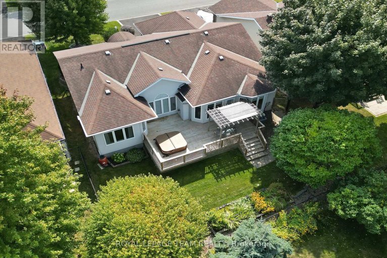 28847955/41-jacqueline-crescent/stittsville-central/ottawa/ontario/K2S1M2_49