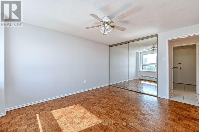 28889215/607-1356-meadowlands-drive-e/borden-farmstewart-farmcarleton-heightsparkwood-hills/ottawa/ontario/K2E6K6_31