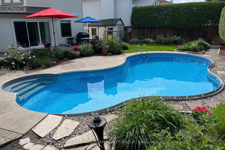 29419455/552-wilkie-drive/fallingbrookpineridge/ottawa/ontario/K4A1M7_42