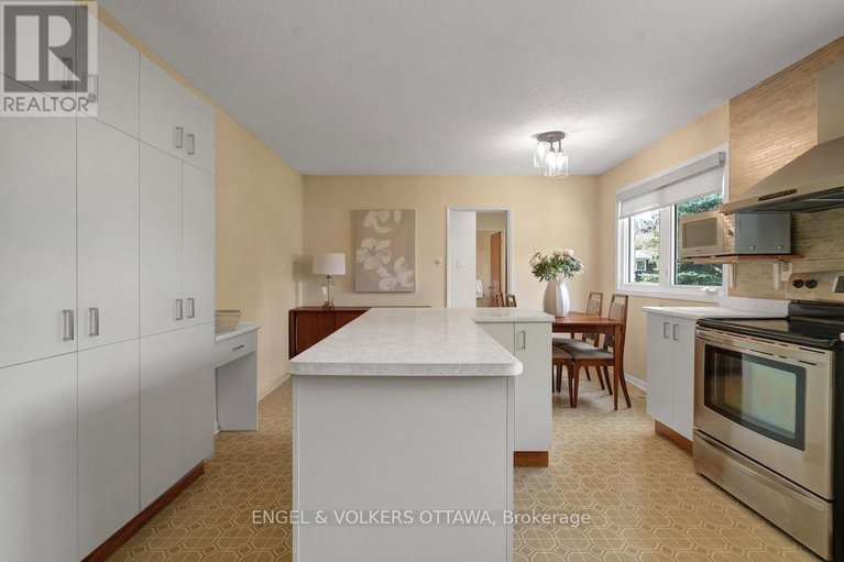 29036505/29-qualicum-street/bruce-farmgraham-parkqualicumbellands/ottawa/ontario/K2H7H1_17