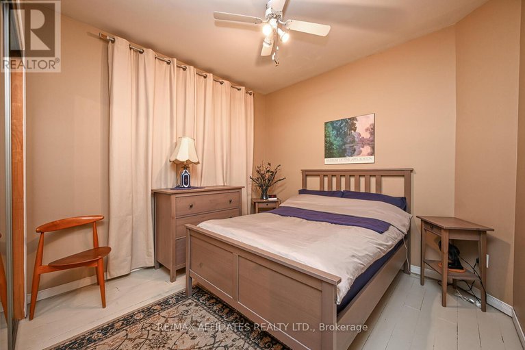 28432500/45-george-street/lanark-highlands-lanark-village/lanark-highlands/ontario/K0G1K0_18