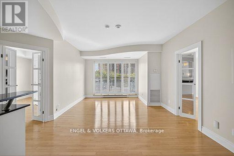 29608372/505-95-bronson-avenue/ottawa-centre/ottawa/ontario/K1R1E2_12