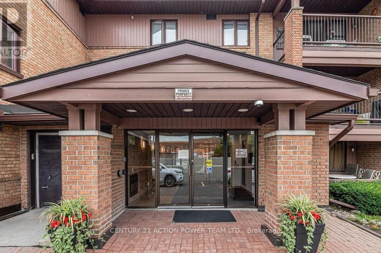 29632846/110-316-savard-avenue/vanier/ottawa/ontario/K1L7S2_1