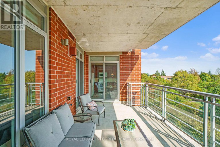 29131274/704-136-darlington-private/hunt-clubwestern-community/ottawa/ontario/K1V0X6_25