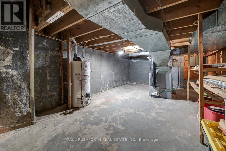 29381934/224-kennedy-lane-w/bilberry-creekqueenswood-heights/ottawa/ontario/K1E1G6_39