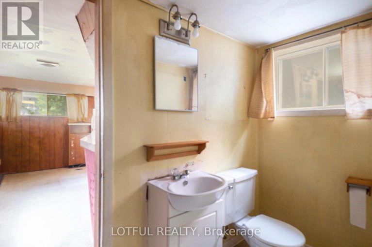 28780680/328-perrier-avenue/vanier/ottawa/ontario/K1L5C7_6