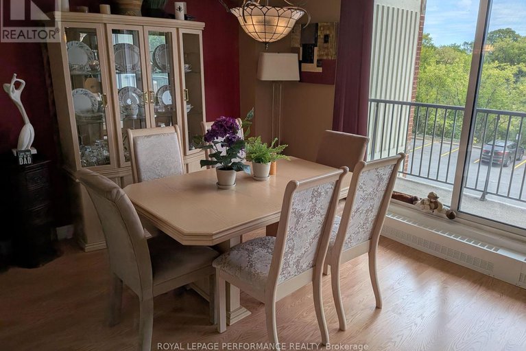 29371242/309-665-bathgate-drive/carson-meadows/ottawa/ontario/K1K3Y4_4