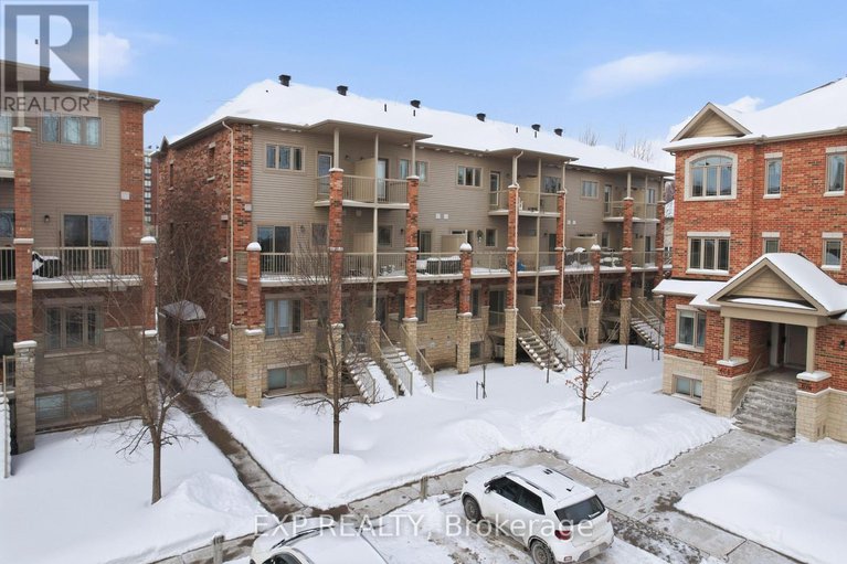 29328138/634-danaca-private/carson-meadows/ottawa/ontario/K1K2V7_2