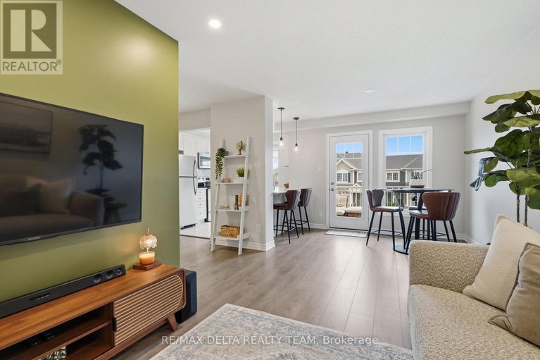 29616626/372-willow-aster-circle/avalon-west/ottawa/ontario/K4A1C8_9