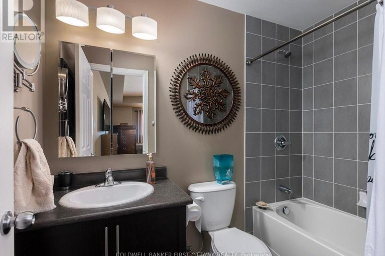 29656998/e-100-artesa-private/emerald-meadowstrailwest/ottawa/ontario/K2S0J8_20