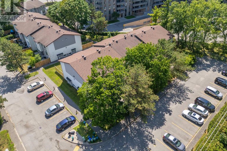 28819608/m-15-banner-road/sheahan-estatestrend-village/ottawa/ontario/K2H8T3_3