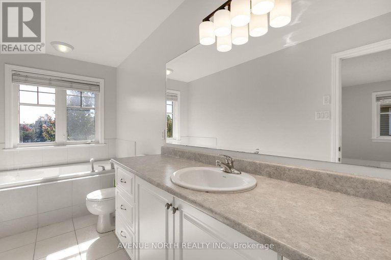 28954973/108-hillman-marsh-way/blossom-parkkemp-parkfindlay-creek/ottawa/ontario/K1T0B1_32