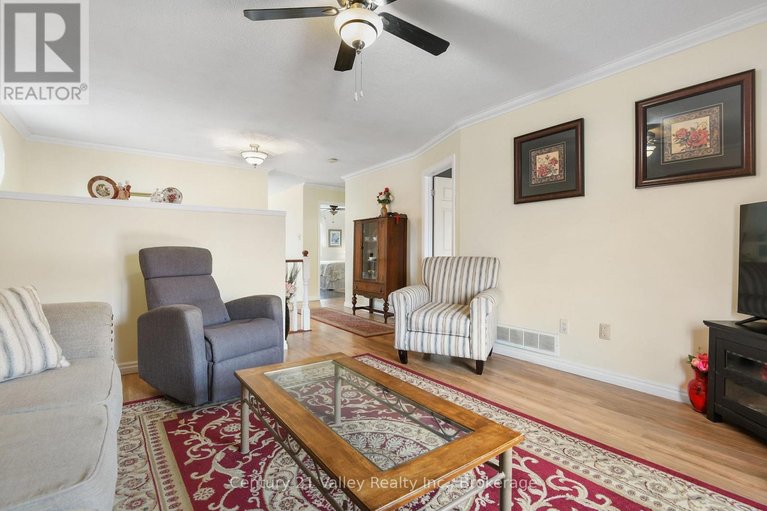 29618337/99-queen-street-n/renfrew/renfrew/ontario/K7V2A4_11